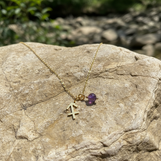 Zarte Sternzeichenkette Schütze mit Anhänger aus Amethyst – 18K vergoldeter Edelstahl